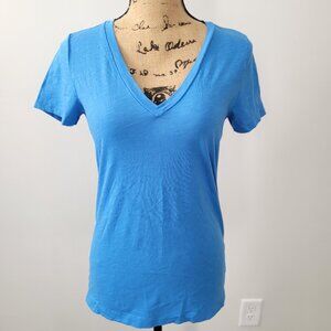 Crew Slub Blue Cotton Tee size Medium, V-neck Nice Condition